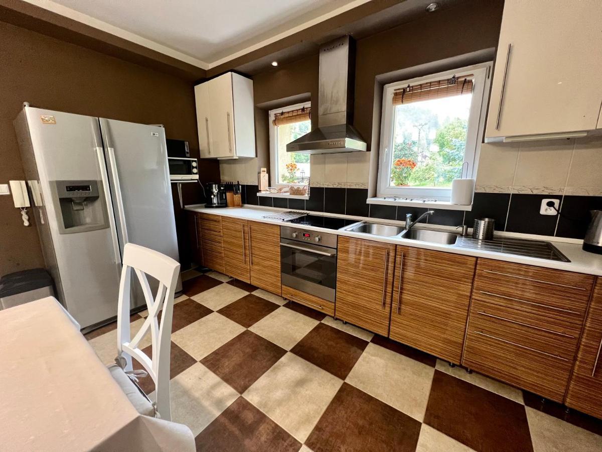 Ferienwohnung Privat Adriana Kremnitz Exterior foto